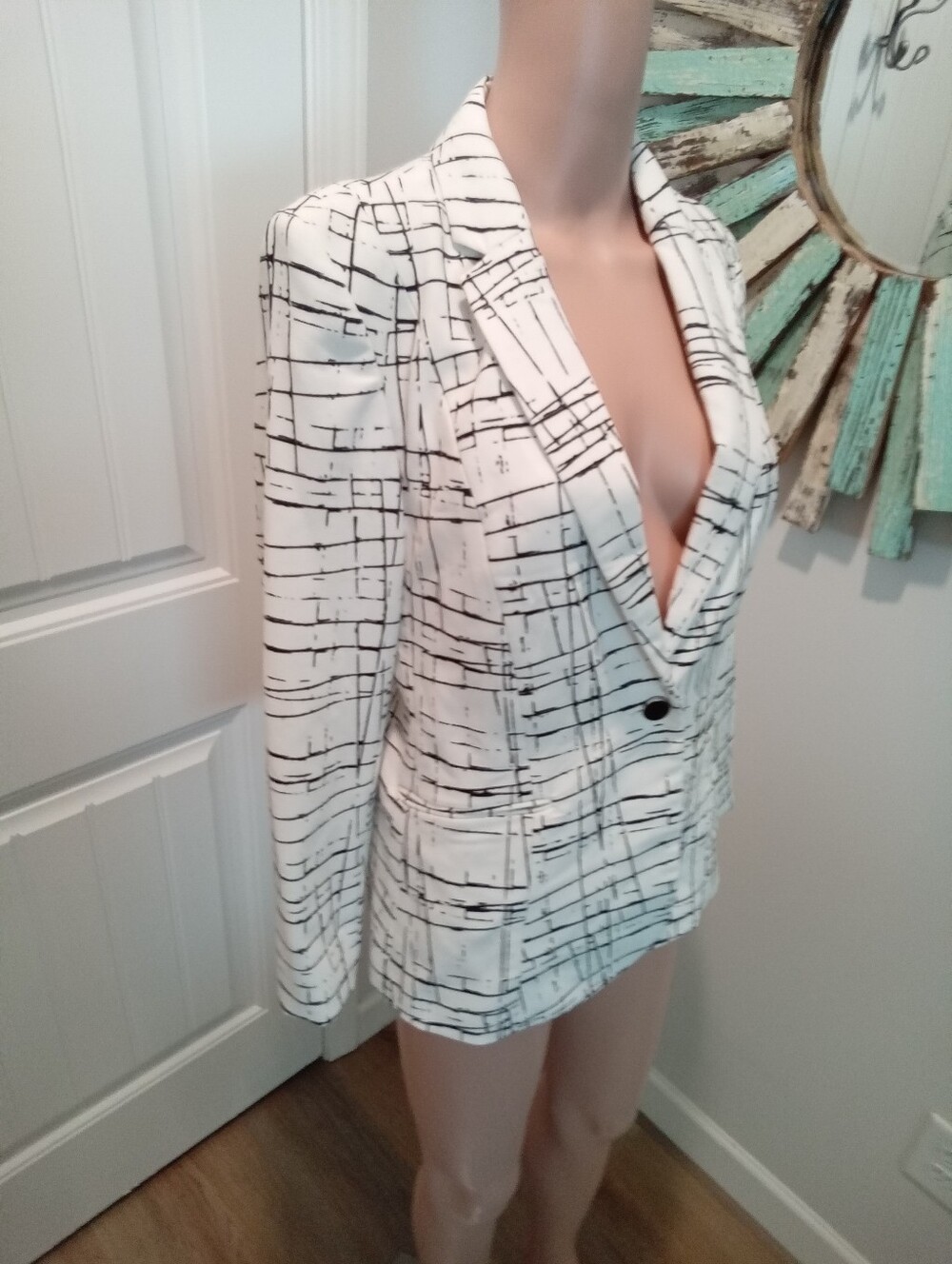 Calvin Klein Sz 8 NWOT
